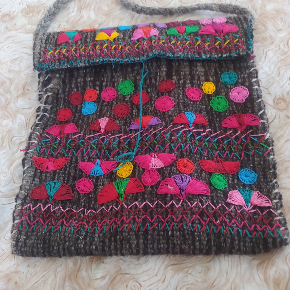 Handmade bag. - Picture 2 of 9